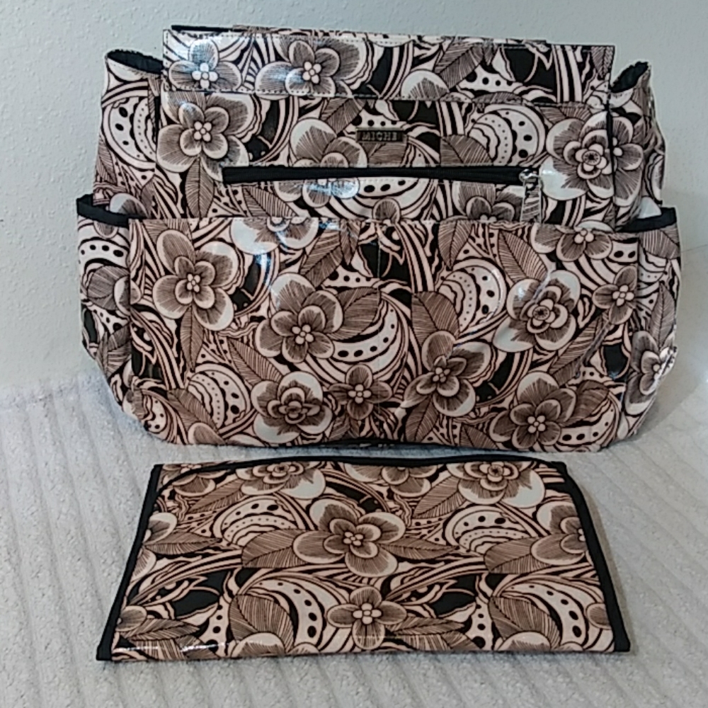 NWOT Miche diaper bag shell